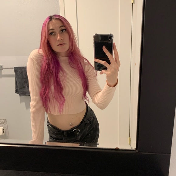 Hey! I’m Micaela. - Picture 2 of 3